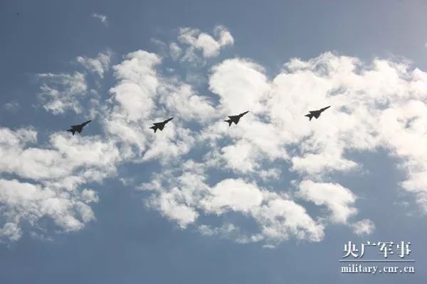 cc娱乐app_英退新担忧打击英镑 央行降息倾向令澳元承压