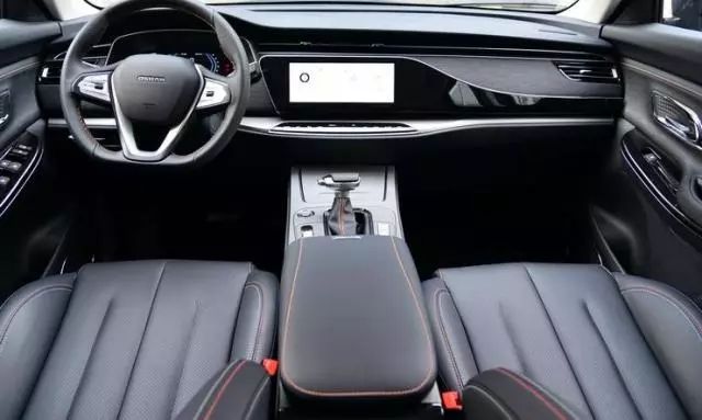 7.99万的suv，做工比博越实在，空间远超H6，关键还终身免费维保