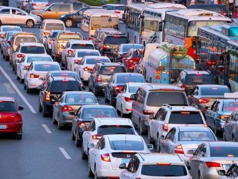 为啥老司机都不买车损险？了解实情后，车主：真是太坑了