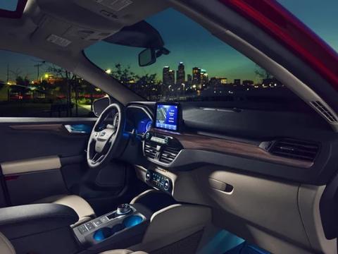 长安福特Escape定名锐际 广州车展亮相