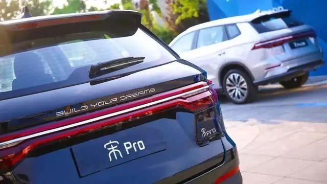 连续两月卖出1.5万台,口碑超好国产SUV,十万预算买它就对了!