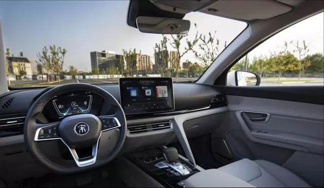 连续两月卖出1.5万台,口碑超好国产SUV,十万预算买它就对了!