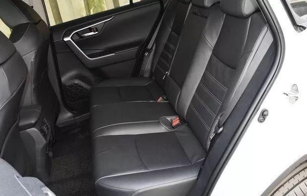 面哥选车 皆为家用SUV的代表,奇骏和新RAV4该怎么选?