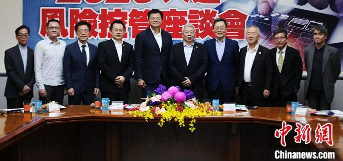 足球平台系统出租价格-男子卖假茅台骗近两千万 自称茅台打假人鉴假为真