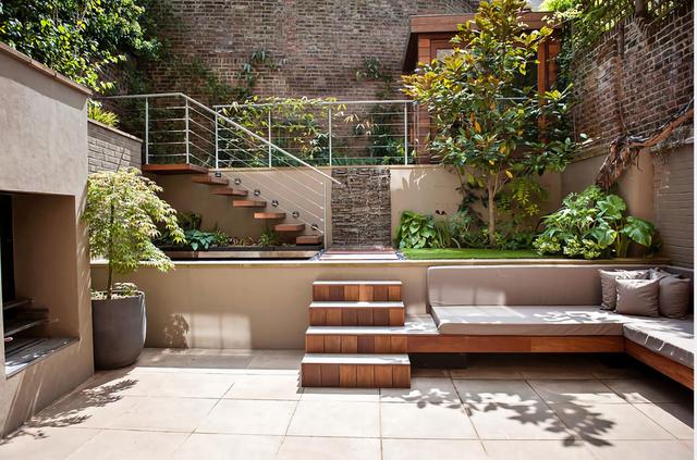 别墅带地下室，一定要做一个下沉式庭院，完美解决采光和潮湿问题|庭院|采光|地下室_新浪新闻