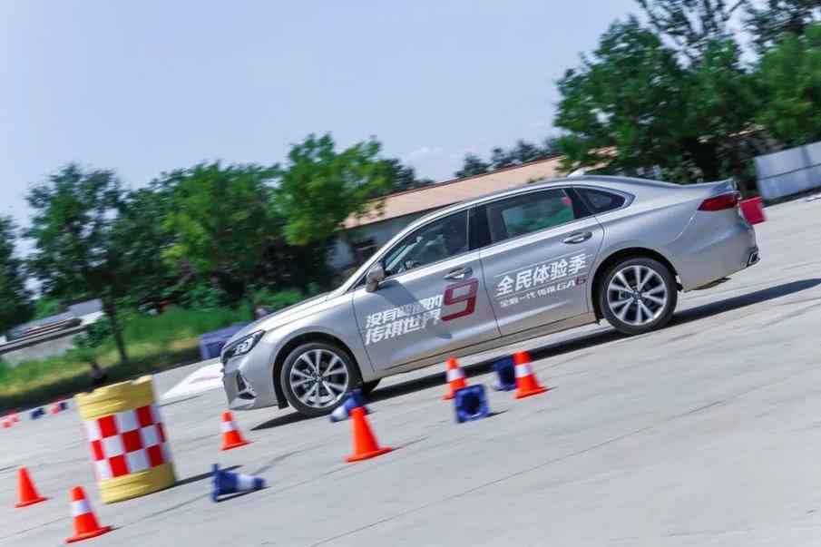10万元买中级车!车叔试驾全新一代传祺GA6