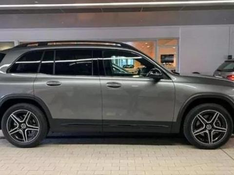 奔驰GLB实车进店！广州车展首发亮相，本月29日上市，配1.3T