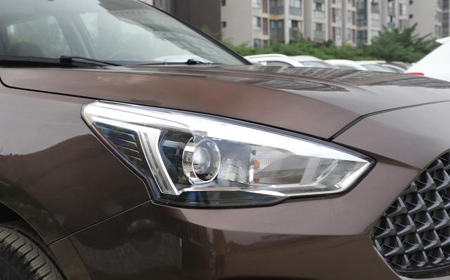 6万多预算想买个SUV?这车体型超博越,今年已卖出83908辆