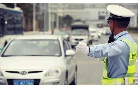 车险买这4种就够了，老车主：多买的都是在给保险公司送钱