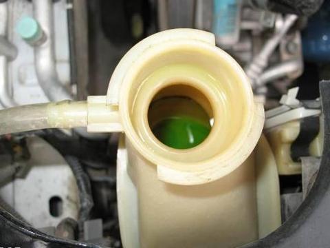 我敢打赌，90%的人都不知道冷却液多久换一次？