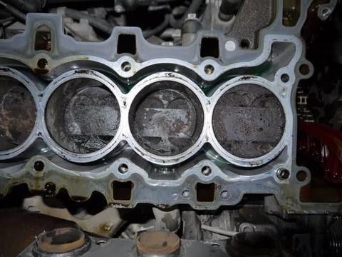 “拉高速”是否能够除积碳？老司机：除积碳最好的方法只有一个！