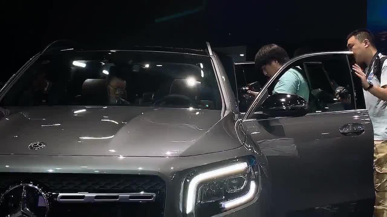 广州车展：奔驰GLB车型视频解读