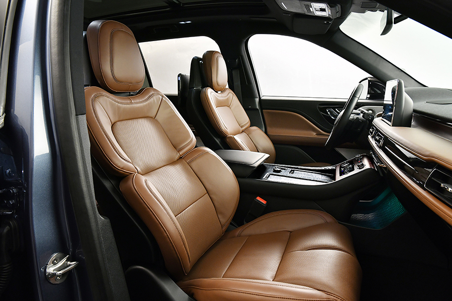 对标宝马X5、奥迪Q7,标配3.0T+10AT,林肯飞行家实力如何?