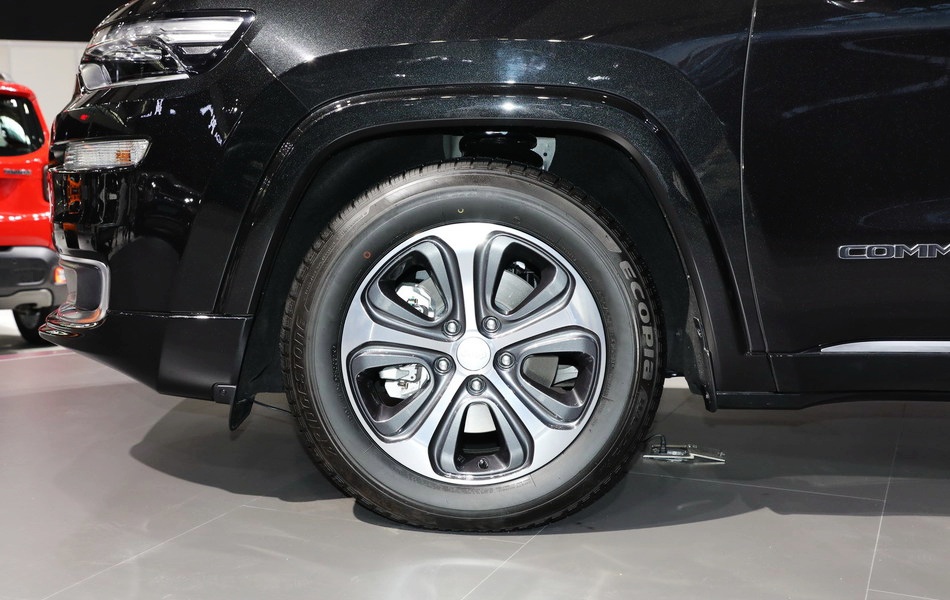 广州车展实拍指挥官PHEV Jeep变了吗?