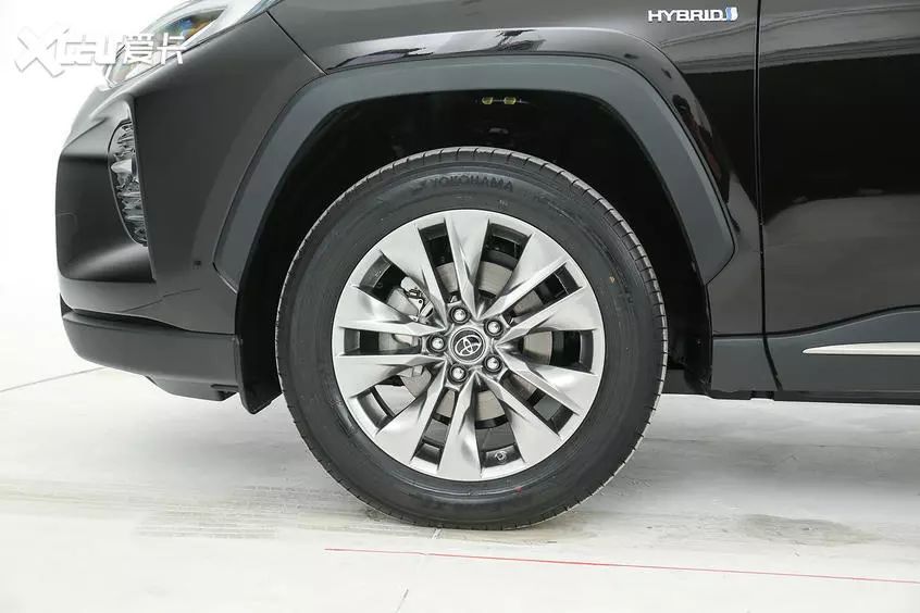 RAV4同平台,外观神似雷克萨斯,丰田威兰达混动版静态评测