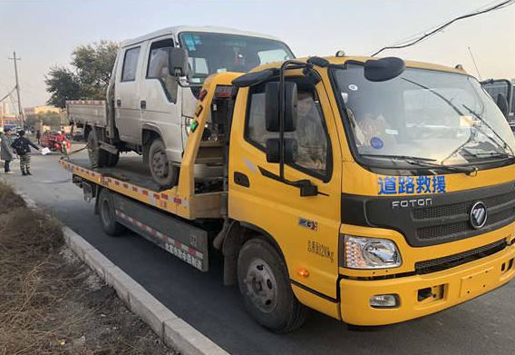 老司机：这4项交通救援不收钱，高速上也能用，别等错过才后悔