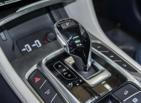 2019广州车展：标配弯道神器，名爵eHS成首个满足欧标的插混SUV