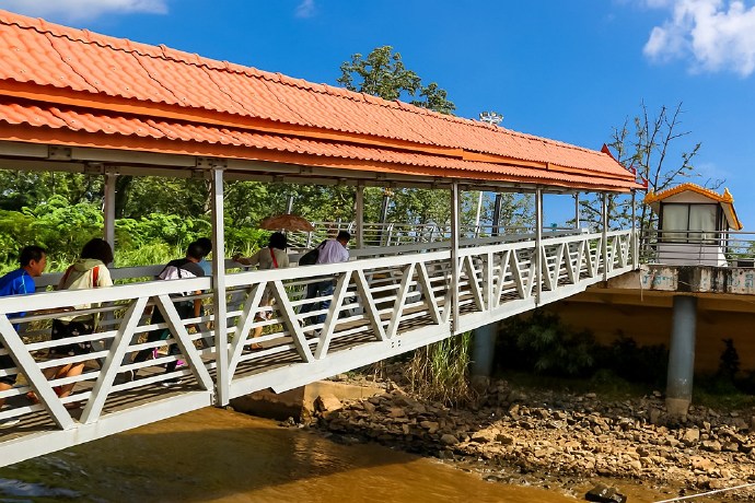 老挝一年gdp多少人民币_2018年老挝人均GDP将超18000元人民币