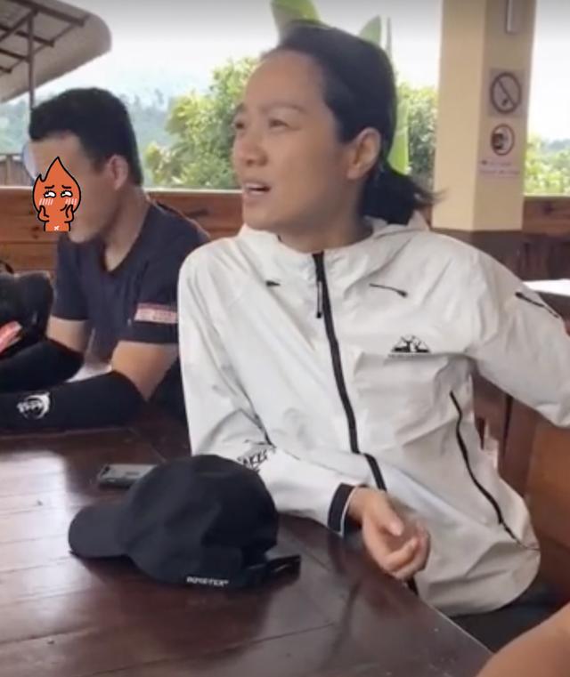 周一围罕见秀恩爱，他镜头中的朱丹太美了，两人越来越有夫妻相
