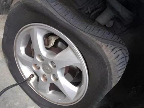 一个星期就开一两次车，能行吗？维修工：再这样下去，就大修吧