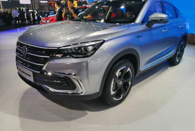 长安CS85 COUPE广州车展实拍,2.0T+8AT,13.69万迷倒一片