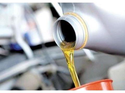 保养只会换机油？汽修师傅要想汽车寿命长，这四个地方别忘了换