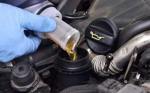 为什么还不知道汽车阶段性的养护知识？5方面为你解答