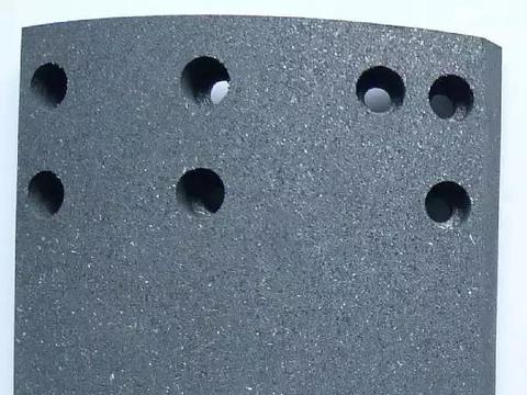 教你鉴别刹车是否存在安全隐患！