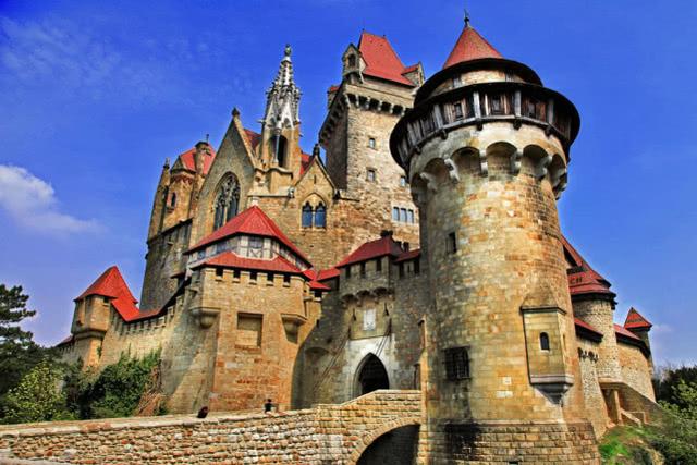 欧洲最廉价城堡：女王亲自参与修建，如今却仅仅值2万欧元？