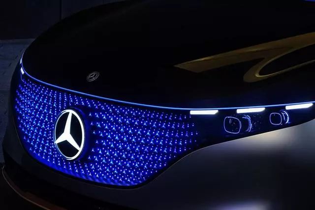 基于MEA架构打造 奔驰VISION EQS概念车亮相广州车展