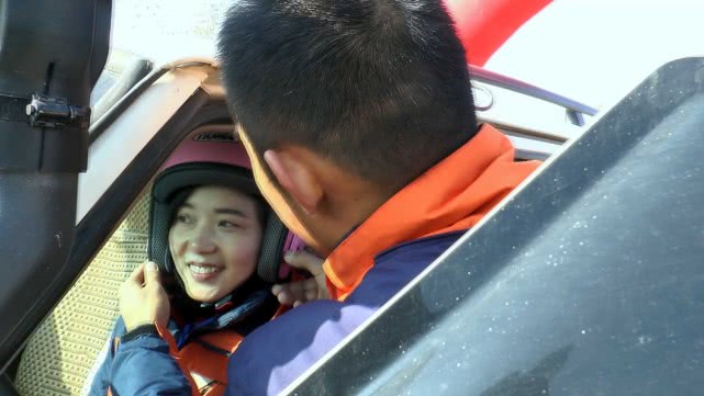 济南黄河越野场地赛50名选手角逐,美女司机首次参赛险中夺冠