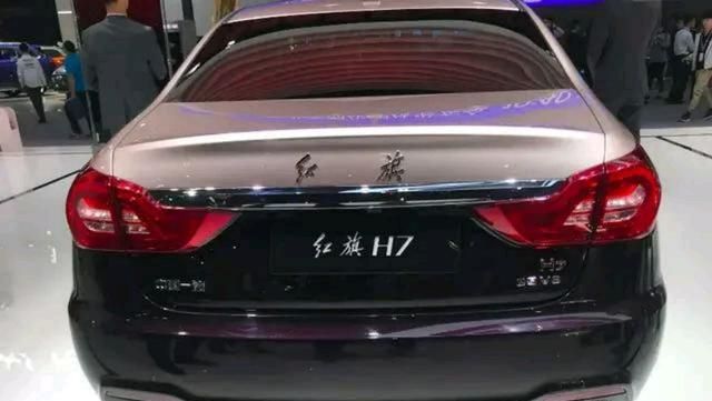 独树一帜——“双色版”红旗H7,豪华感再次提升!三款动力配置