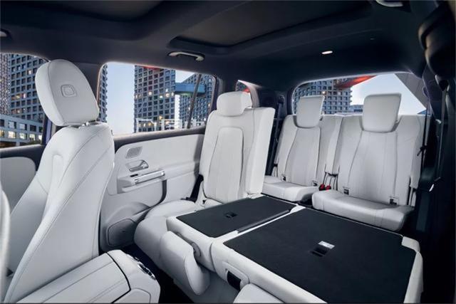 奔驰5+2座豪华SUV GLB上市,主打家用市场,高性价比30万起售