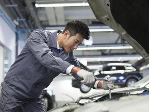 你的车该保养了吗？记住这三个方面，4S店都会挖坑