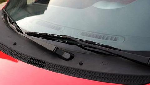 雨刮器必须保养！为什么还不听话？