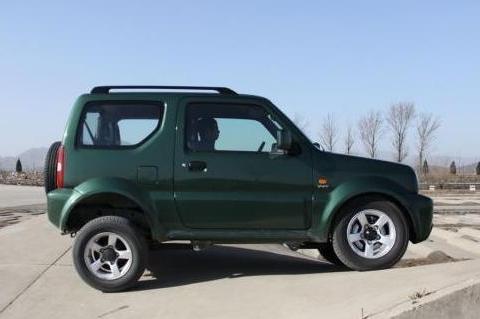 全新一代吉姆尼国内要25万多，情怀还是挺值钱的