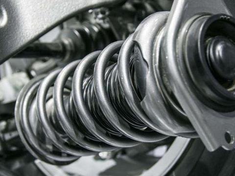 汽车学会保养才不会受损！这几个地方你都检查了吗？