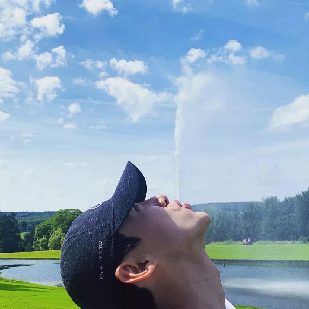 凡凡喜欢游乐园，李现最爱去日本，明星同款旅行地替你找好了！