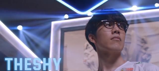 LOL全明星分组引发争议，Theshy被安排下棋，却不能参加表演赛