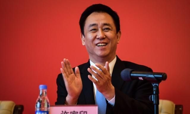 中超冬歇期，广州恒大面临幸福烦恼，许家印如何解释一事引关注