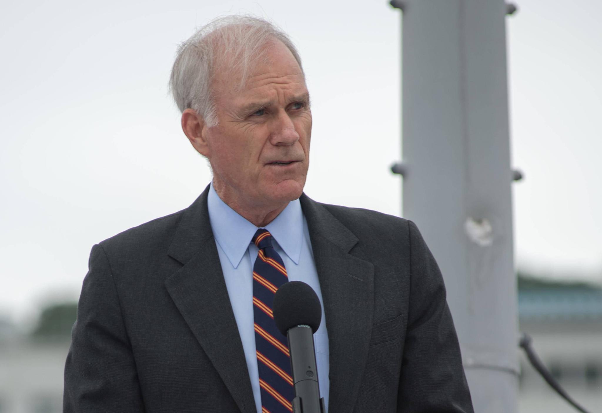 被批禁毒政策违法不道德 杜特尔特怒怼女副总统:你行你上!图片