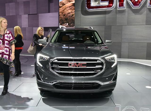 一款全新的中大型SUV,2.0T配9AT,有七座,还买途昂?
