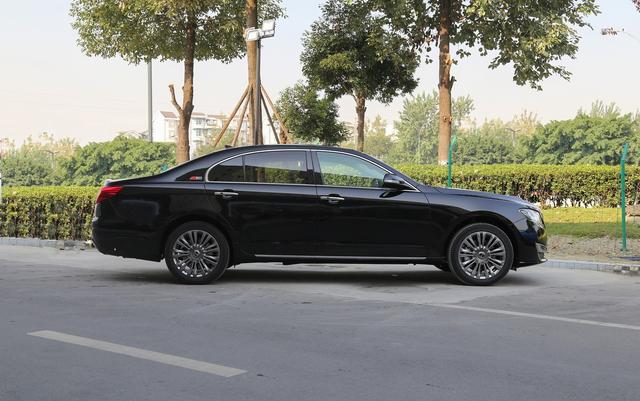 长近5.1米的豪车,与5系、C级同级,25.28w入手,为何销量不佳