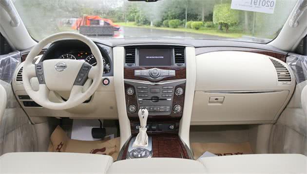 新款途乐亮相,LX570放弃大排量V8后,仅剩途乐还在坚守