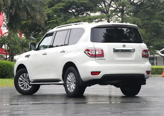 新款途乐亮相,LX570放弃大排量V8后,仅剩途乐还在坚守