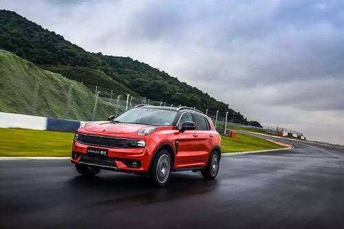 2.0T动力配6AT或7DCT变速箱,上市两周年,领克01凭实力圈粉