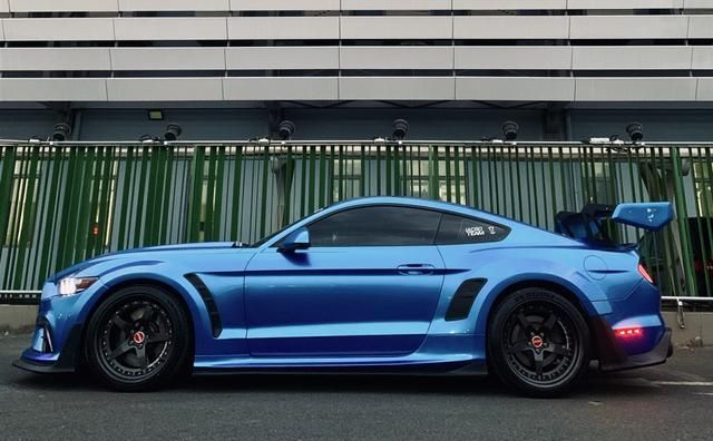 大排自吸V8才是梦想，宽体Mustang GT散发着猛男的力量感！