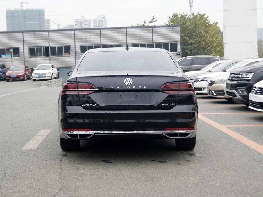 全系优惠5.31万，2019款大众辉昂 380TSI 两驱商务版 值得买吗？