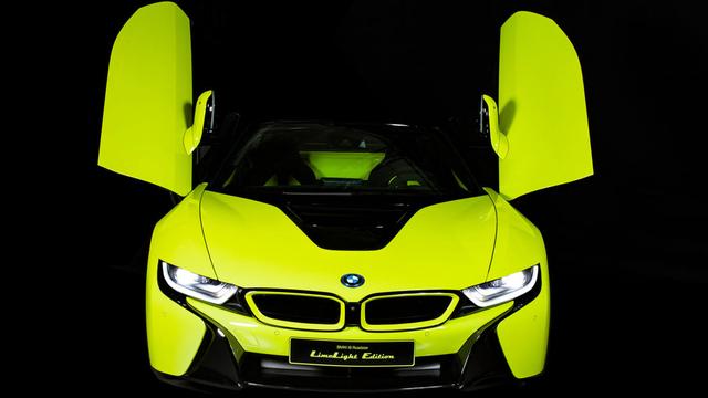 BMW i8 Roadster——阿尔坎塔拉