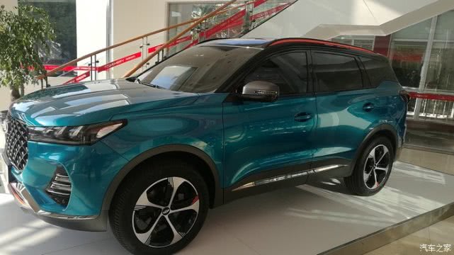 比现款更精致更运动,全新一代瑞虎7实车进店
